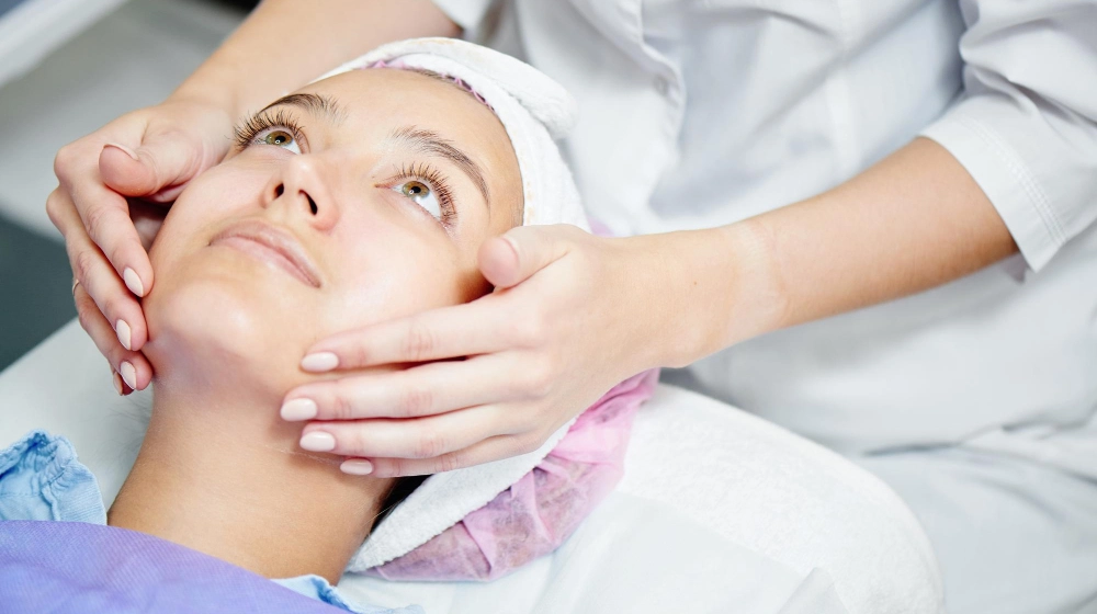 CICA: qué es y por qué ayuda a regenerar la piel después de un tratamiento